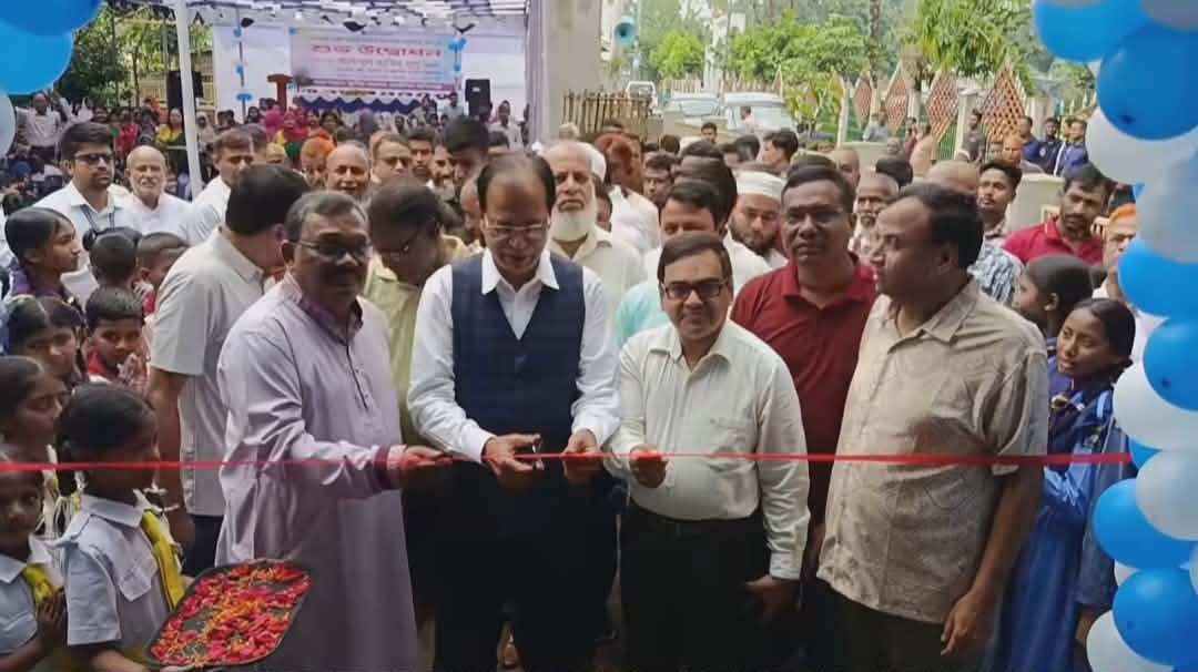‎খালেদা জিয়ার হাত ধরেই দেশের শিক্ষা ব্যবস্থার আধুনিকায়ন হয়েছে-----ত্রাণমন্ত্রী দুলু ‎