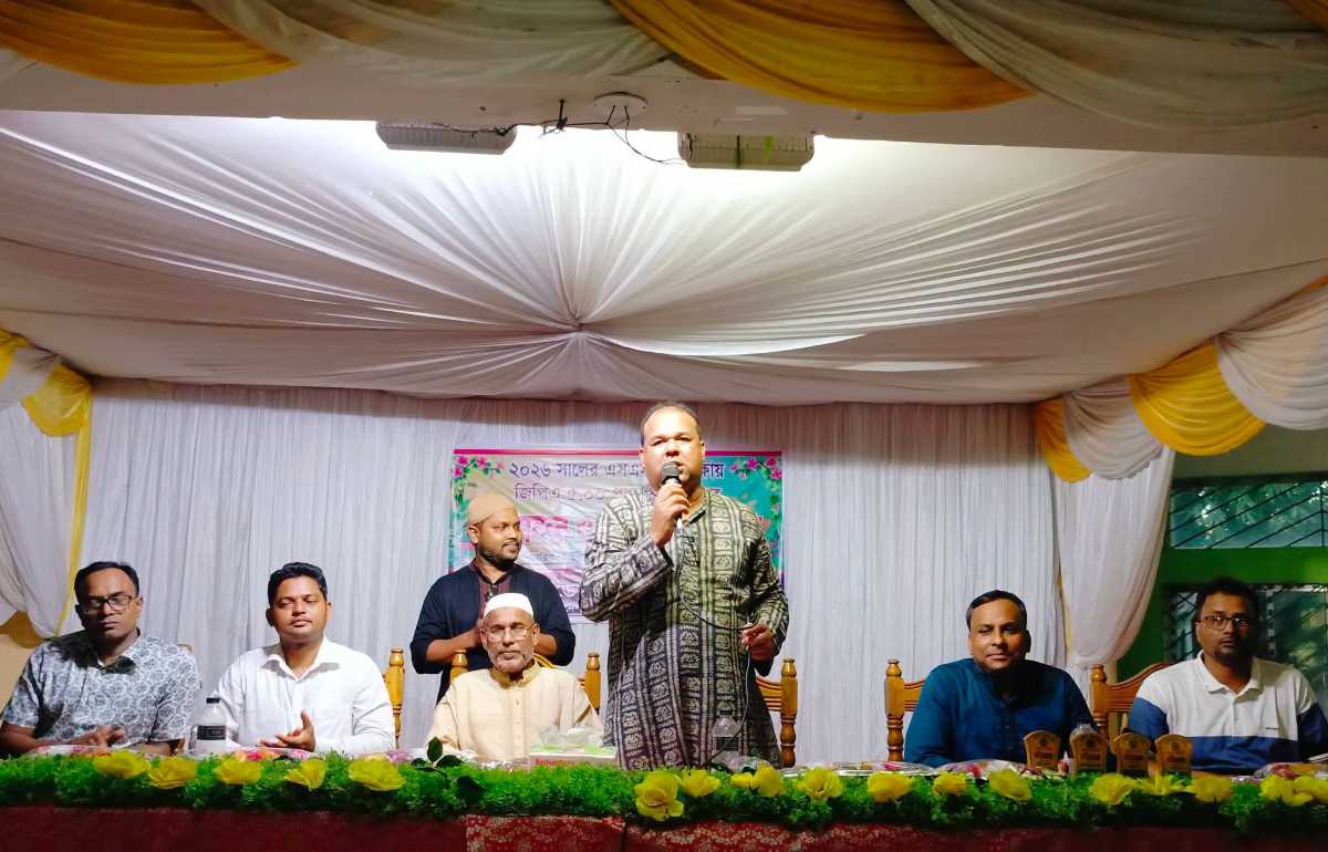 বীরগঞ্জে জিপিএ-৫ প্রাপ্ত ৫৫ শিক্ষার্থীকে সংবর্ধনা