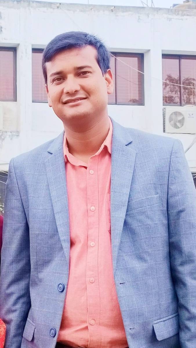 হিলি প্রেসক্লাবের দ্বি-বার্ষিক নির্বাচন অনুষ্ঠিত