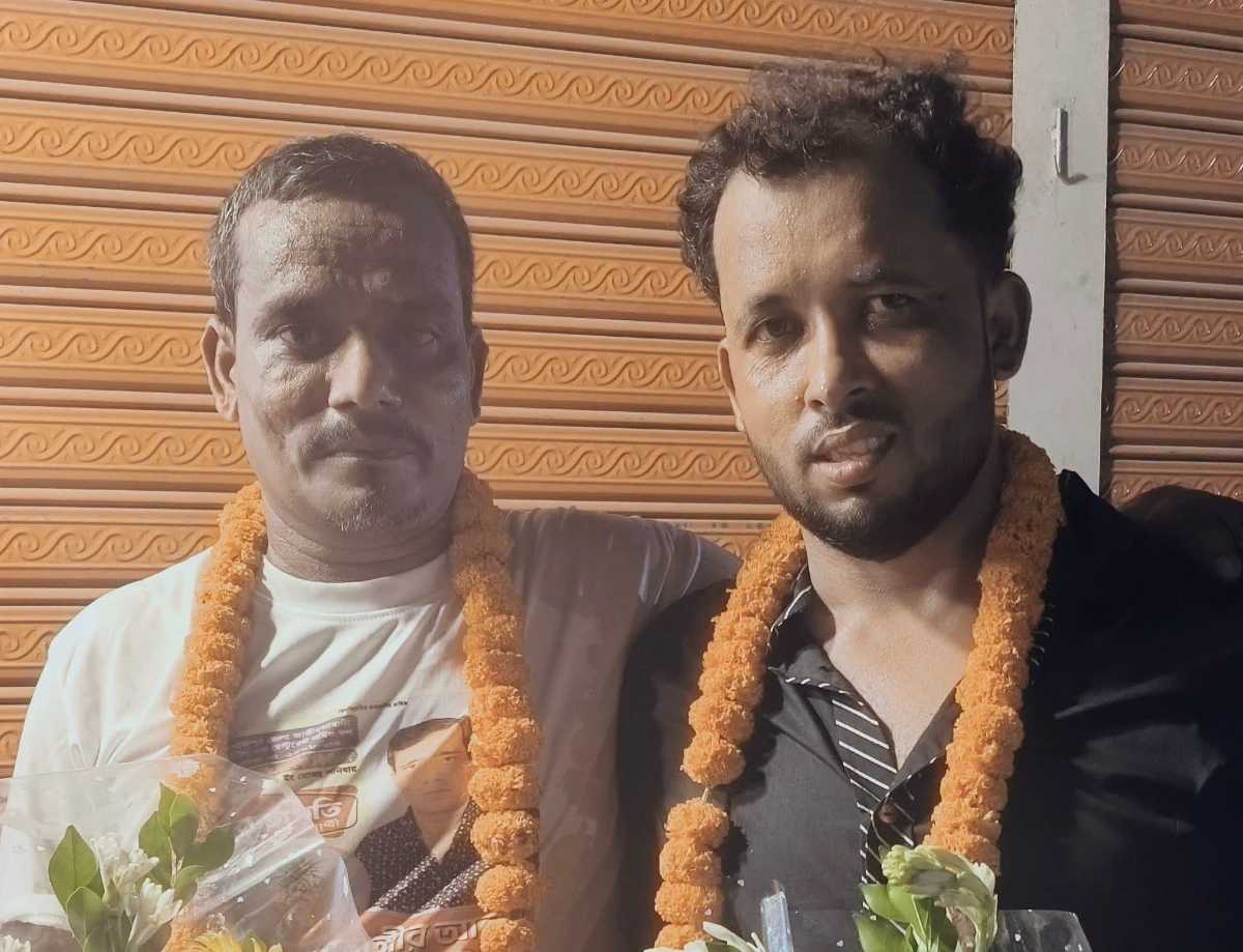 দিনাজপুর জেলা হোটেল এন্ড রেস্টুরেন্ট শ্রমিকদলের ত নির্বাচনে জাহাঙ্গীর সভাপতি আনসারী সাধারণ সম্পাদক নির্বাচিত 