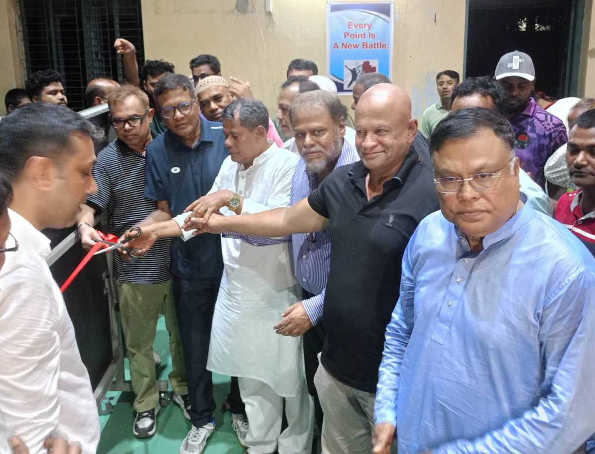 দিনাজপুরে সচেতন সংঘ'র ববস্থাপনায় মাসব্যাপী টেবিলটেনিস প্রশিক্ষণ কর্মসূচীর উদ্বোধন করলেন এমপি জাহাঙ্গীর