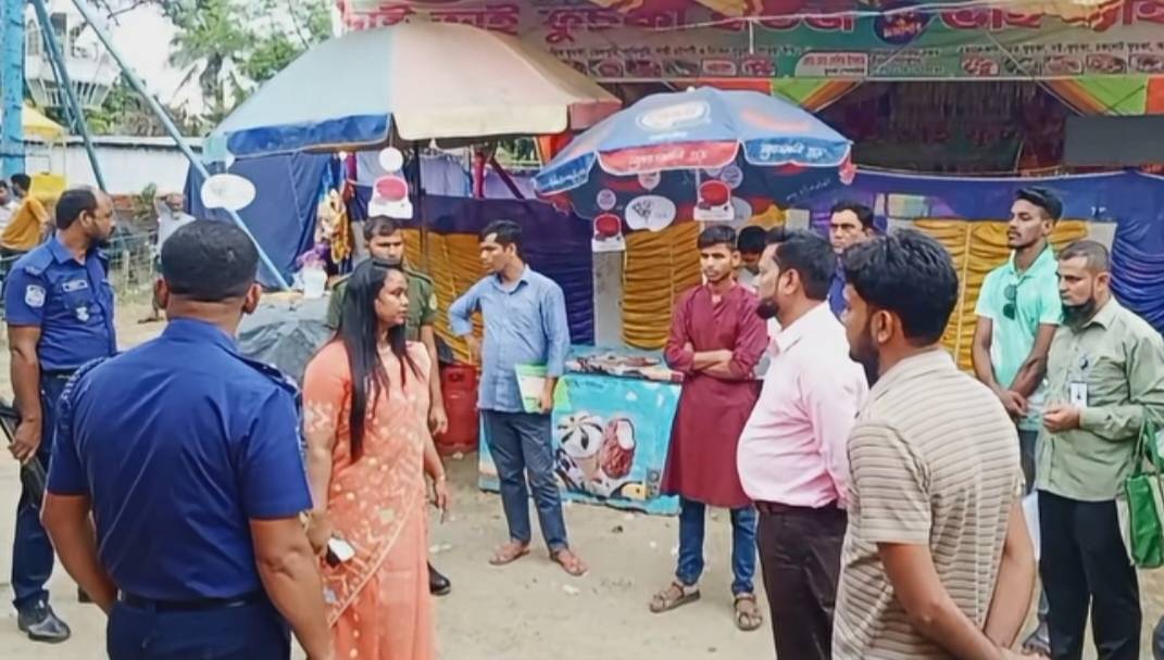 বীরগঞ্জে তাজমহল মোড়ের প্রামাণ্য চিত্র ও শিশু বিনোদন মেলা বন্ধের নির্দেশ