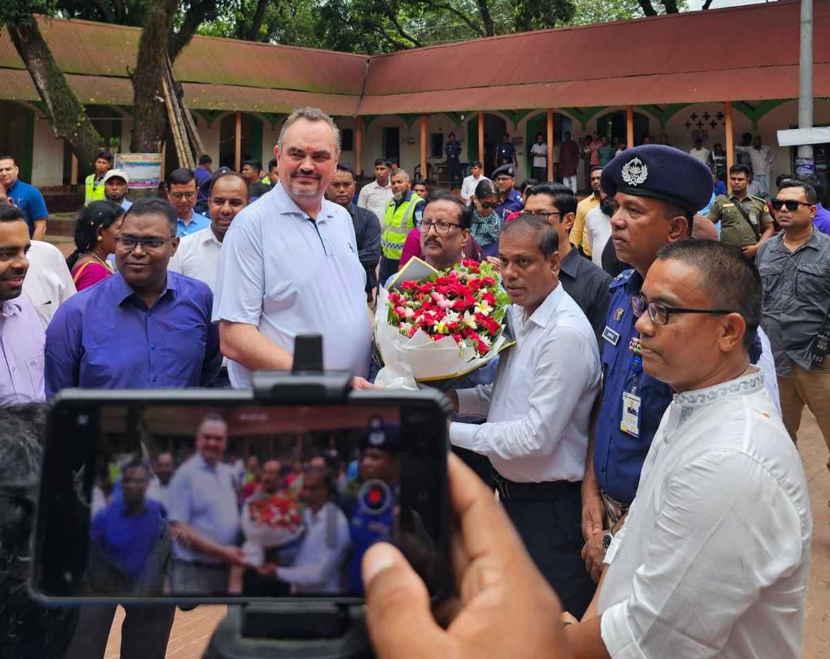 আমাদের প্রত্যাশা বাংলাদেশ ও যুক্তরাষ্ট্রের মধ্যকার  বন্ধুত্ব ও সংস্কৃতি বন্ধনকে আরো সুদৃঢ় করবে-মার্কিন রাষ্ট্রদূত 