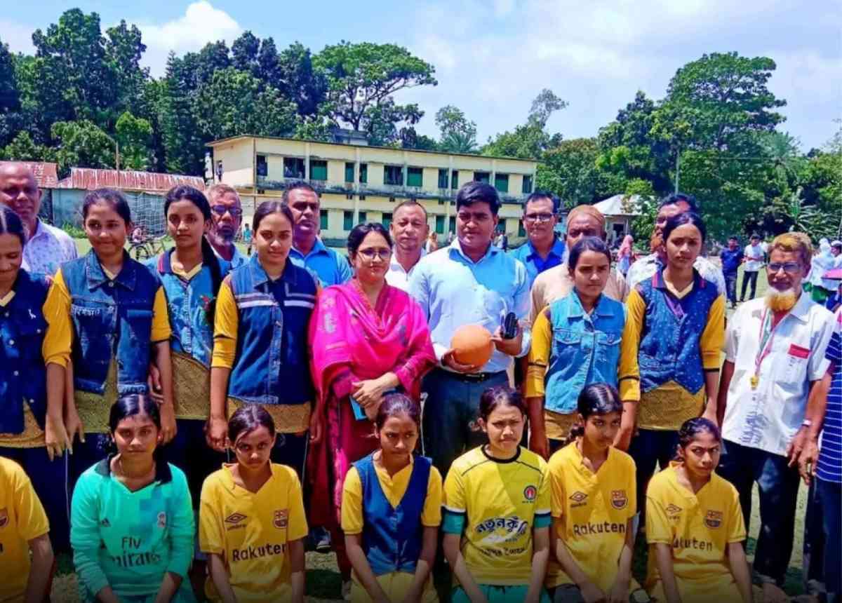 গাইবান্ধার সাদুল্লাপুরে গ্রীষ্মকালীন জাতীয় ক্রীড়া প্রতিযোগিতা 