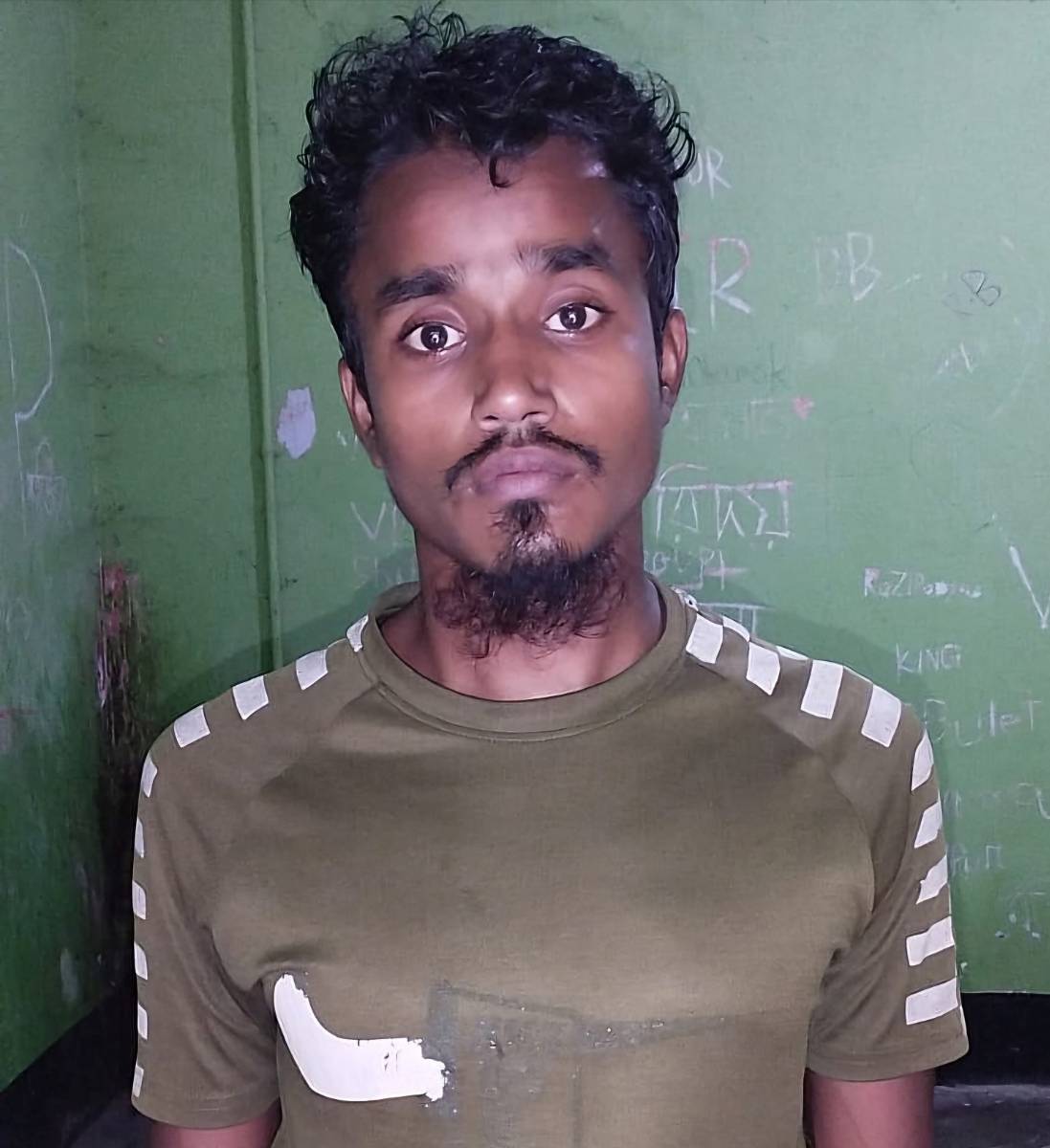 হাফেজিয়া মাদরাসায় তিন ছাত্রকে বলাৎকার, শিক্ষক কারাগারে