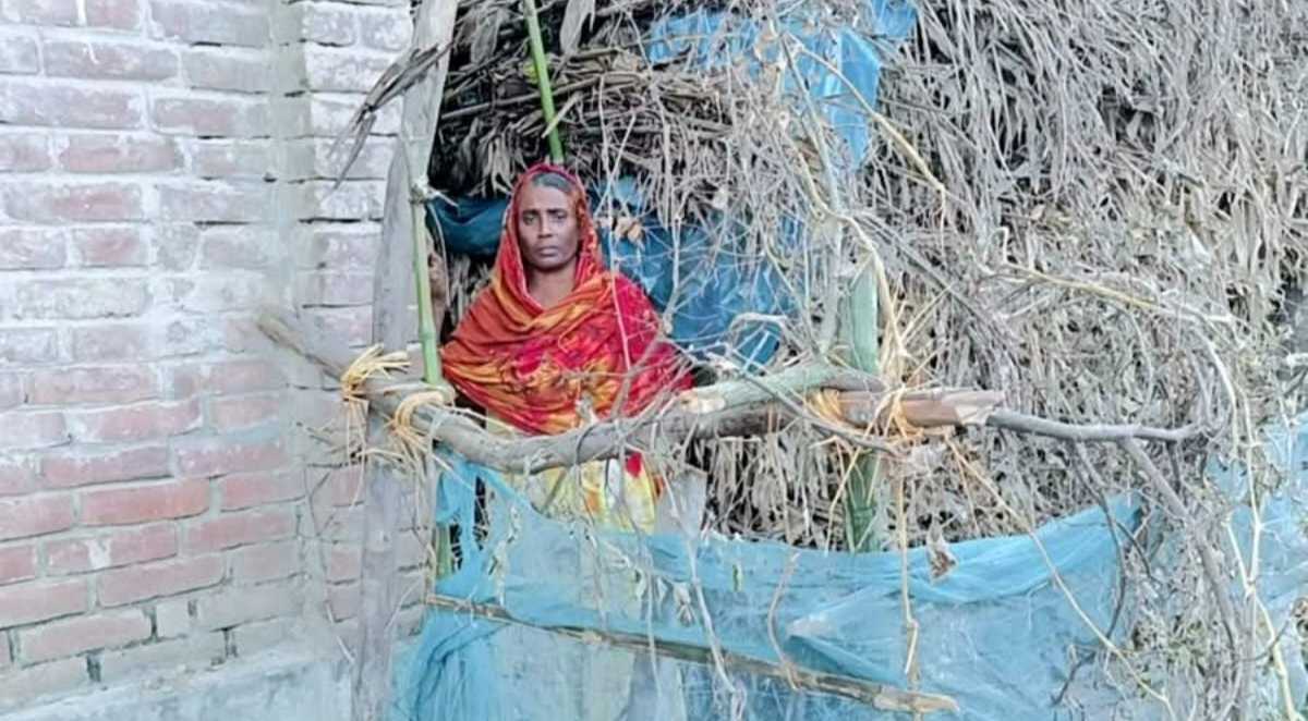 দীর্ঘ ৫ দিন পর প্রশাসনের হস্তক্ষেপে মুক্তি পেলেন আমেনা বেগম