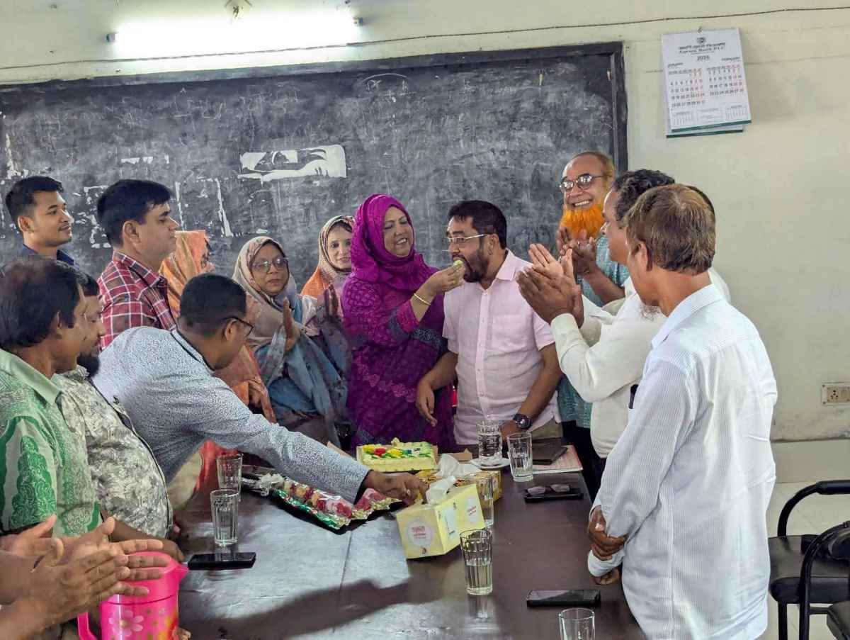 দিনাজপুরে বজ্রপাত নিরোধনে তালগাছের চারা রোপন করেছে স্কয়ার ফার্মাসিউটিক্যাল পিএলসি ক্রপ কেয়ার ডিভিশন