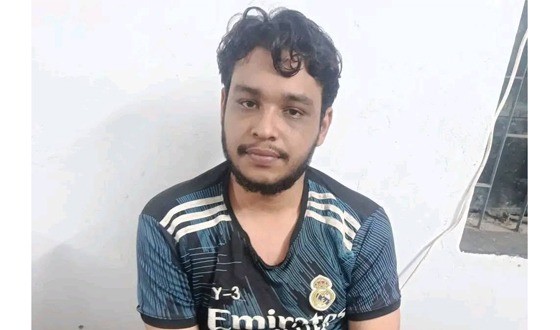  সড়কে টায়ারে আগুন জ্বালিয়ে নাশকতার চেষ্টার অভিযোগে ছাত্রলীগ নেতা গ্রেফতার 