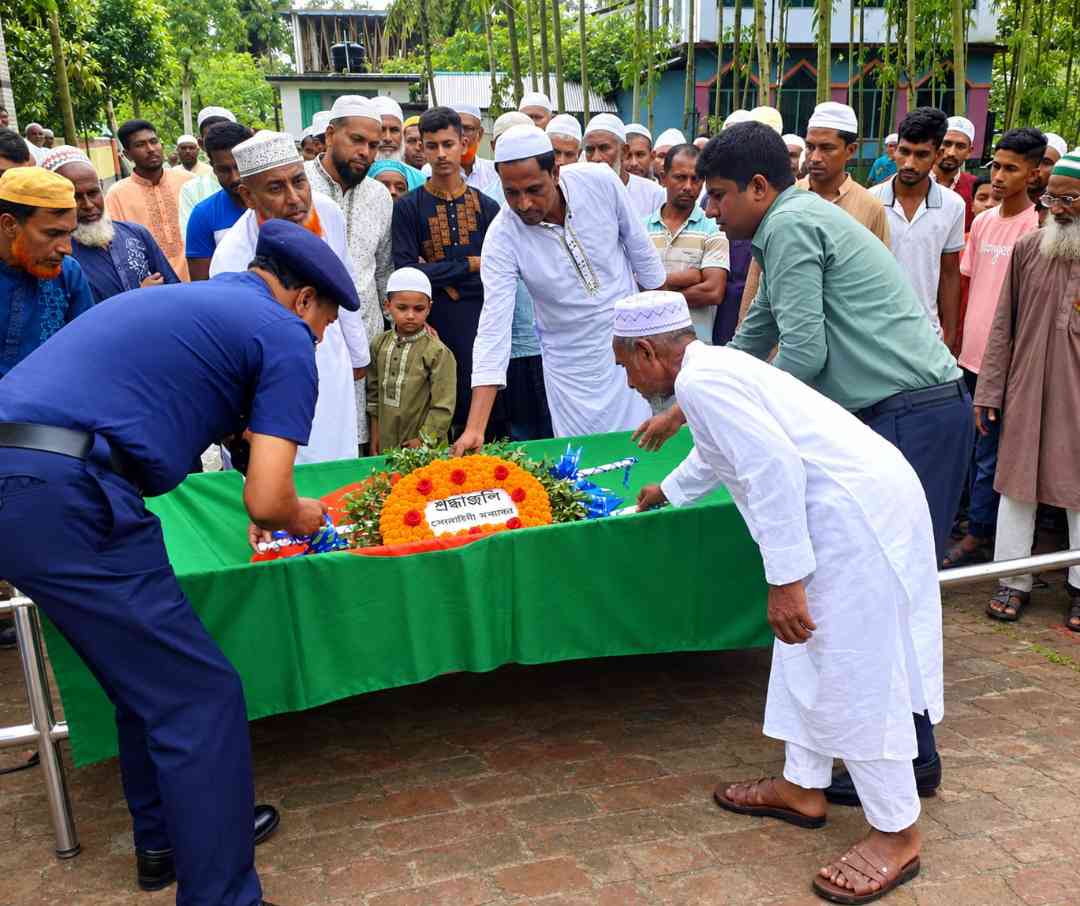 নবাবগঞ্জে বীর মুক্তিযোদ্ধা রমজান আলীর ইন্তেকাল, রাষ্ট্রীয় মর্যাদায় দাফন সম্পন্ন 
