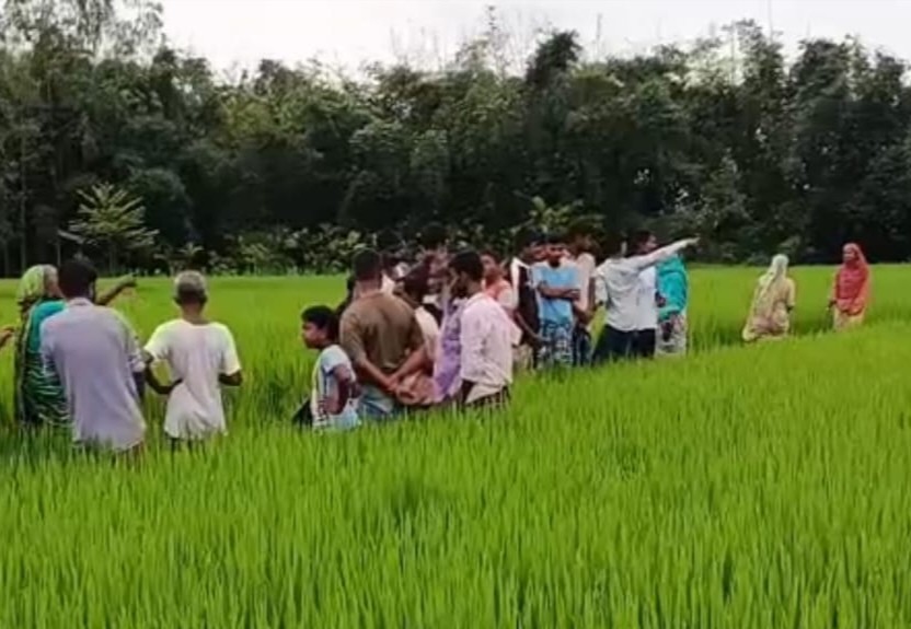 কৃষি জমির পাশ থেকে নারীর মরদেহ উদ্ধার