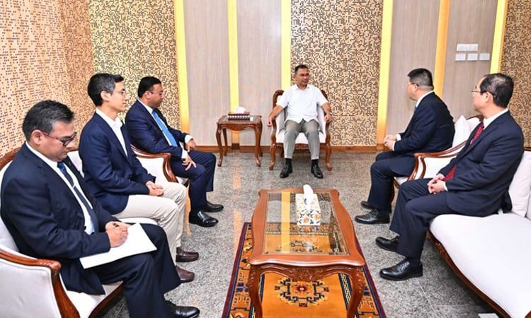 চীনের সঙ্গে বাণিজ্য ও বিনিয়োগ বাড়াতে গুরুত্ব আরোপ প্রধানমন্ত্রীর