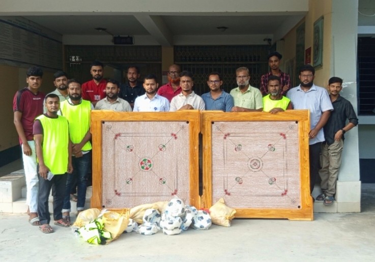 বিরলে ক্রীড়া সামগ্রী বিতরণ