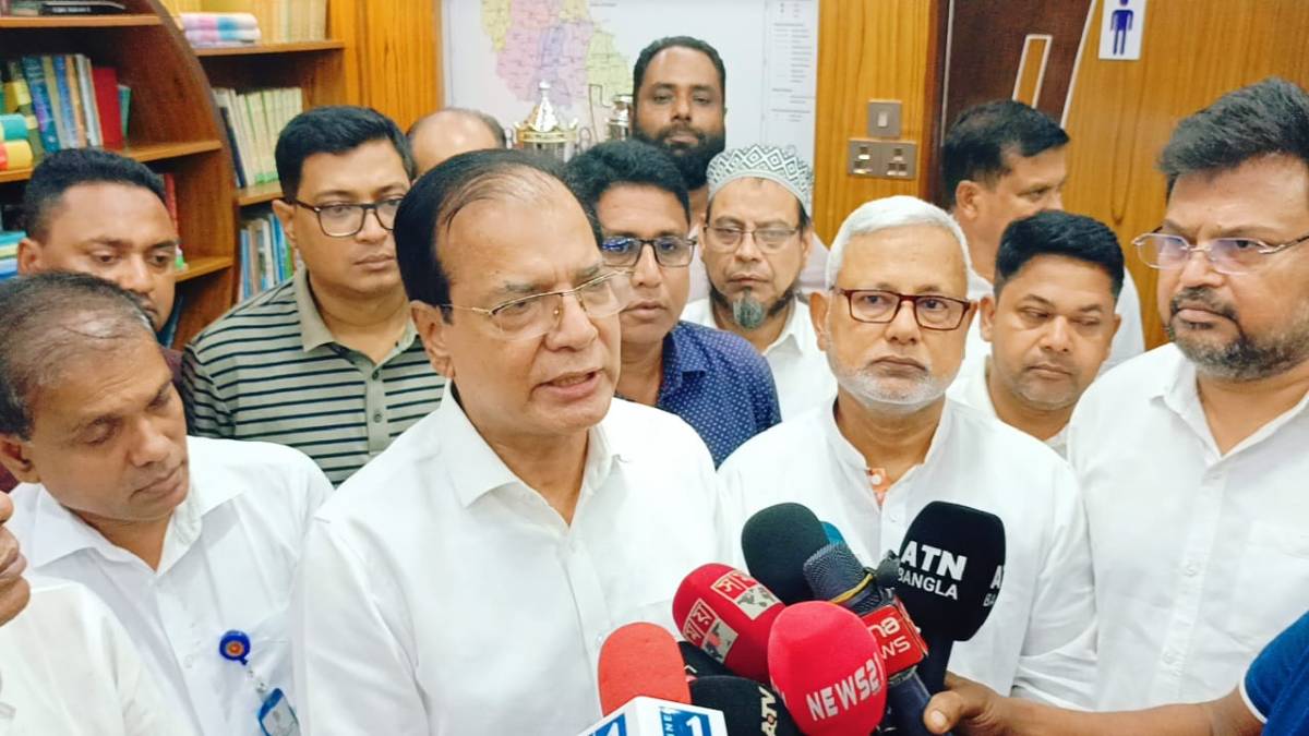 দিনাজপুরে আইনশৃঙ্খলা ও সমন্বয় কমিটির সভা