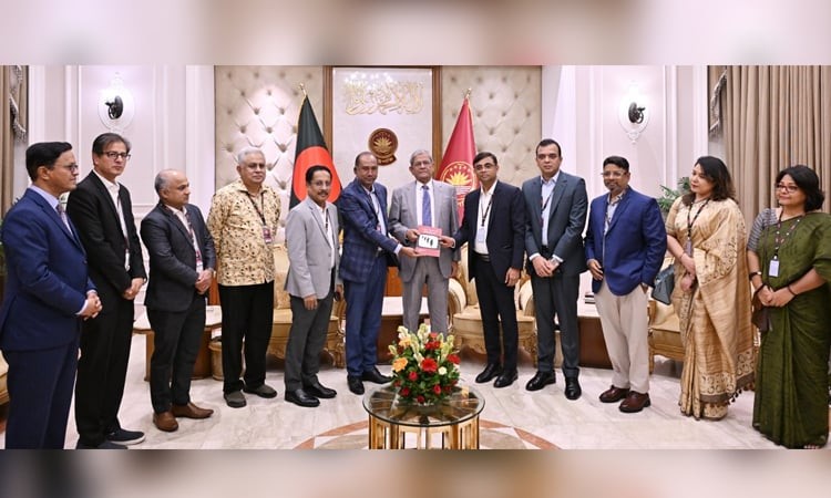 জনআস্থা ও পেশাদারিত্ব বজায় রেখে সাংবাদিকদের দায়িত্ব পালনের আহ্বান রাষ্ট্রপতির