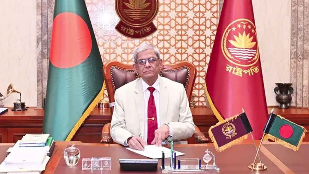 ক্ষুদ্র উদ্যোক্তাদের সক্ষমতা বাড়িয়ে উৎপাদন বাড়ানোর আহ্বান রাষ্ট্রপতির