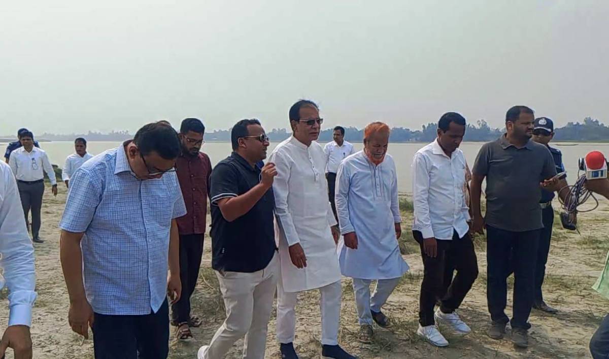 বন্ধ থাকা মোগলহাট স্থলবন্দর পুনরায় চালু করতে দুই মন্ত্রীর আশ্বাস দ্রুত নেওয়া হবে এমওইউ স্বাক্ষরের উদ্যোগ