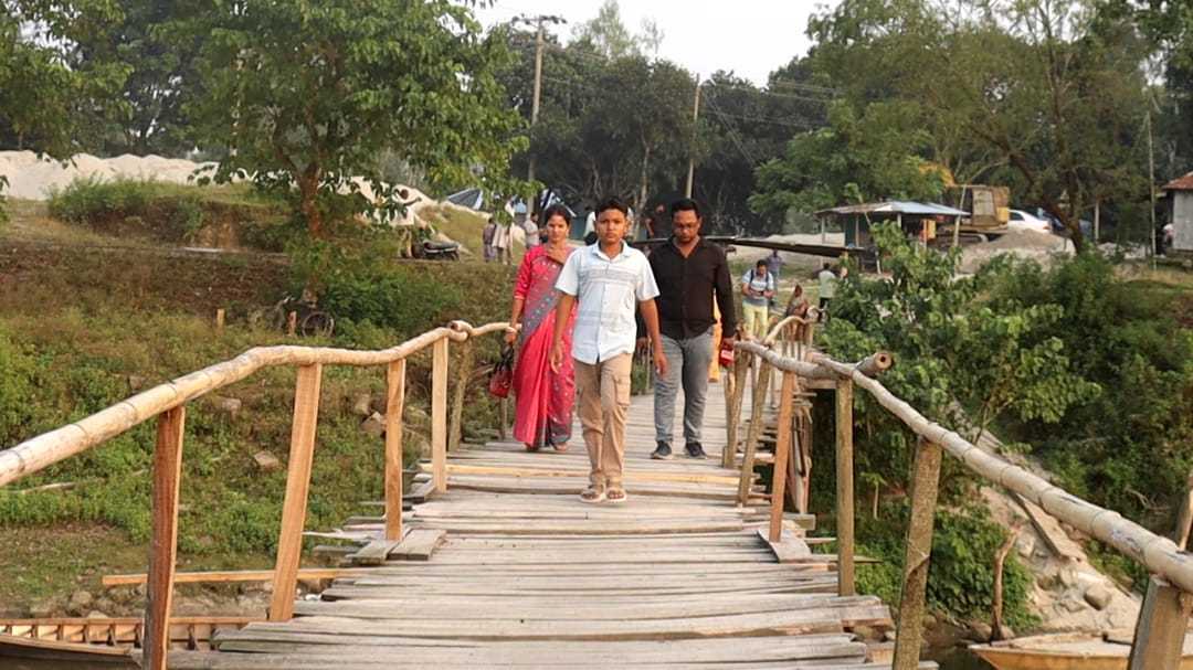 পঞ্চগড়ে ২০৩ কোটি টাকা ব্যায়ে হচ্ছে ২য় করতোয়া সেতু, অনুমোদনের খবরে মিষ্টি বিতরণ
