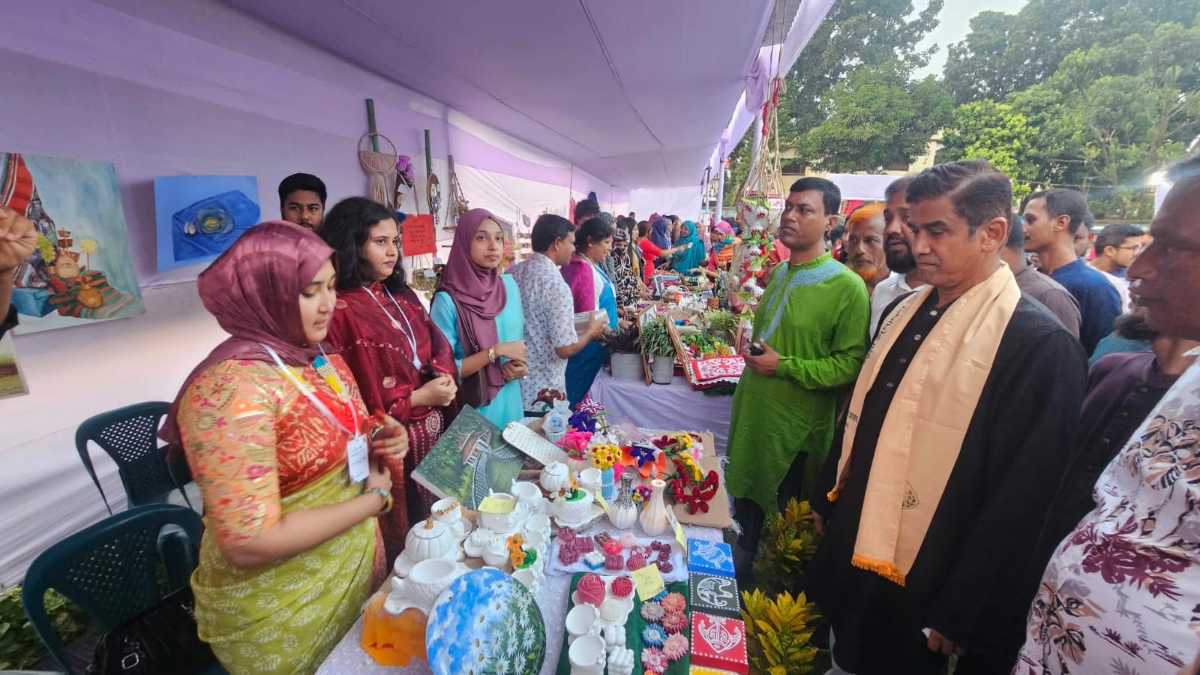 পঞ্চগড়ে বাবুই নারী উদ্যোক্তা হাটের উদ্বোধন