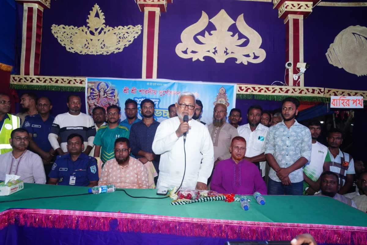 বীরগঞ্জে ডাবরা বকবাড়ি সার্বজনীন দুর্গাপূজার উদ্বোধন করলেন এমপি মনজুরুল ইসলাম