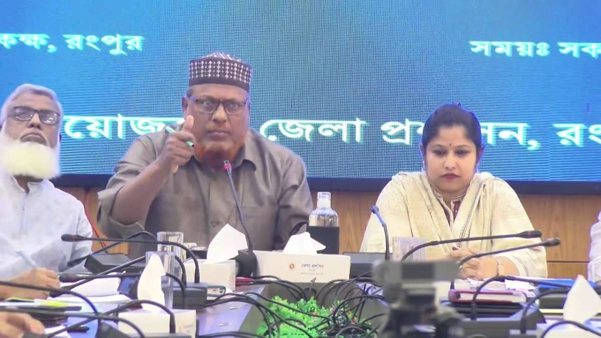 সার ডিলার নিয়োগে দলীয়করণের অভিযোগ