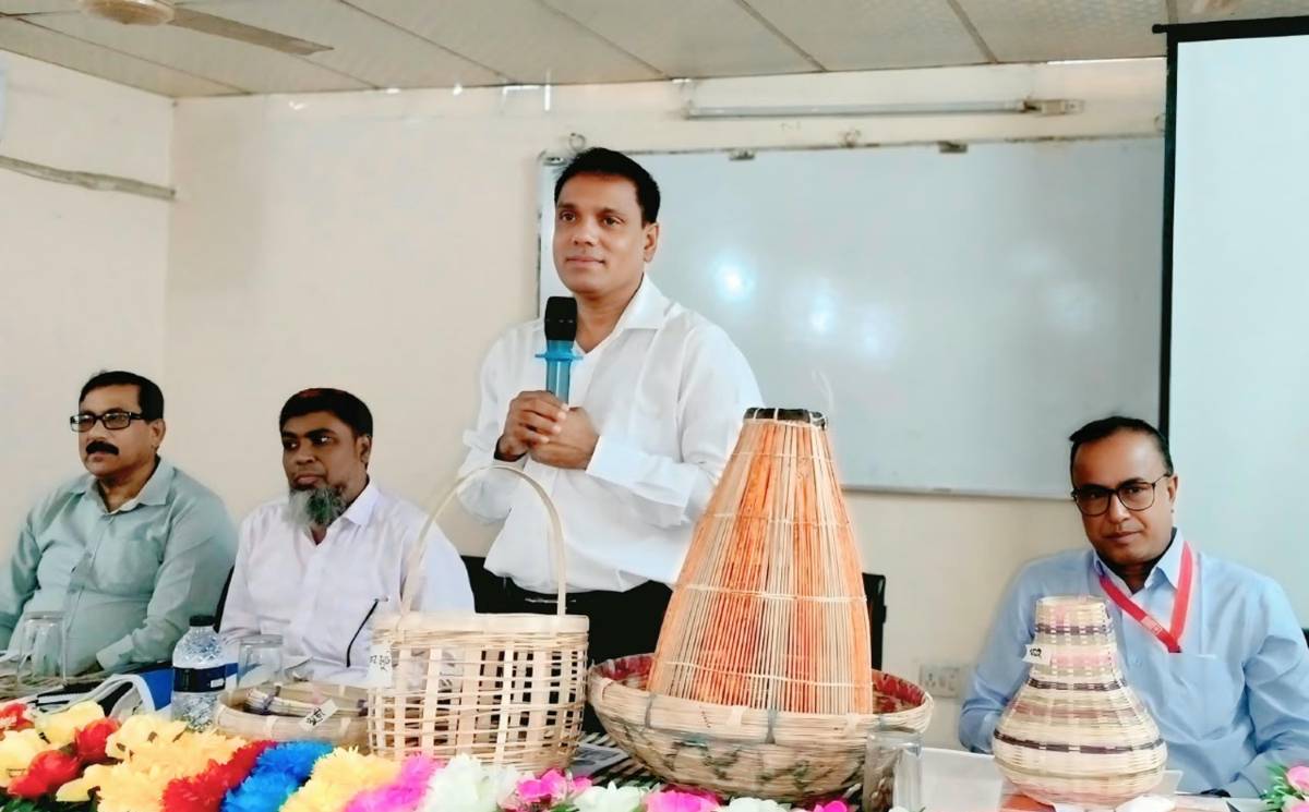 দিনাজপুরে পণ্যের উৎপাদন ও বাজার গতিশীলতা বিষয়ক কর্মশালা অনুষ্ঠিত