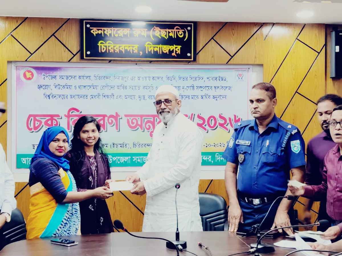 অস্বচ্ছল রোগীদের বিভিন্ন ভাবে অনুদান দিয়ে সেবা করে আসছে সরকার- হুইপ আখতারুজ্জামান মিয়া।