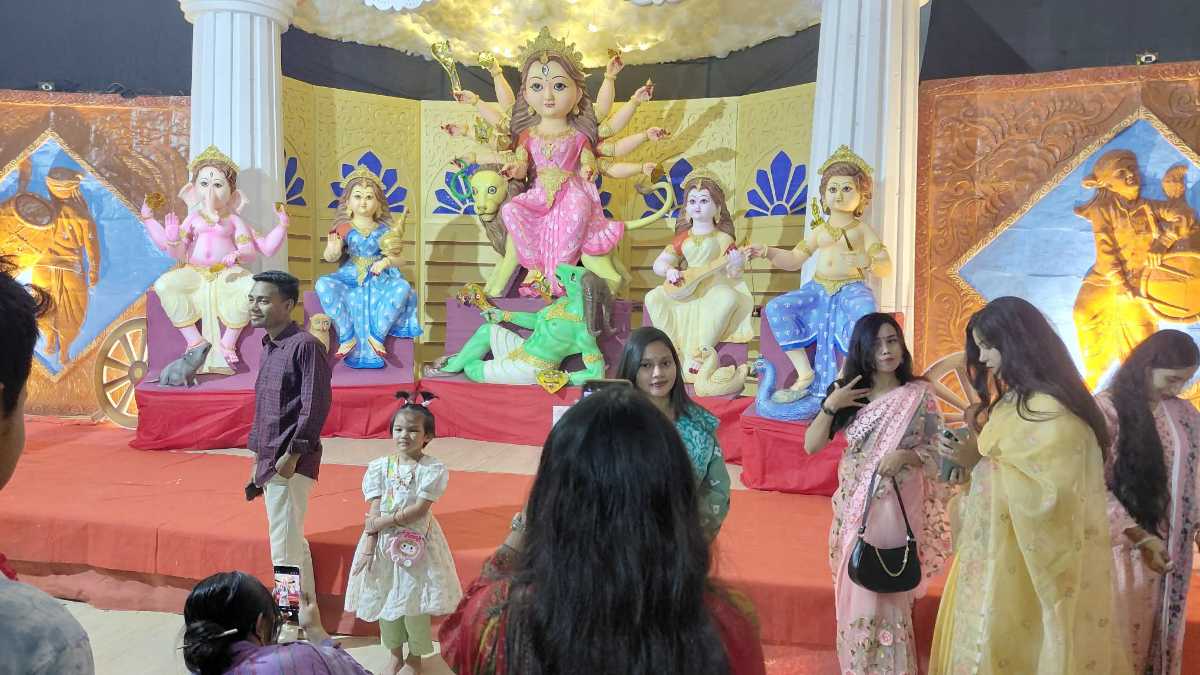 প্রধানমন্ত্রী রংপুরে ধর্মসভা মন্দির পরিদর্শনে আসার সংবাদে হিন্দু সম্প্রদায়ের মধ্যে ব্যাপক উৎসাহ-উদ্দীপনা