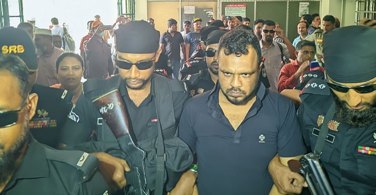 ২৬ মামলার আসামি শীর্ষ সন্ত্রাসী মেরিল সুমন গ্রেপ্তার