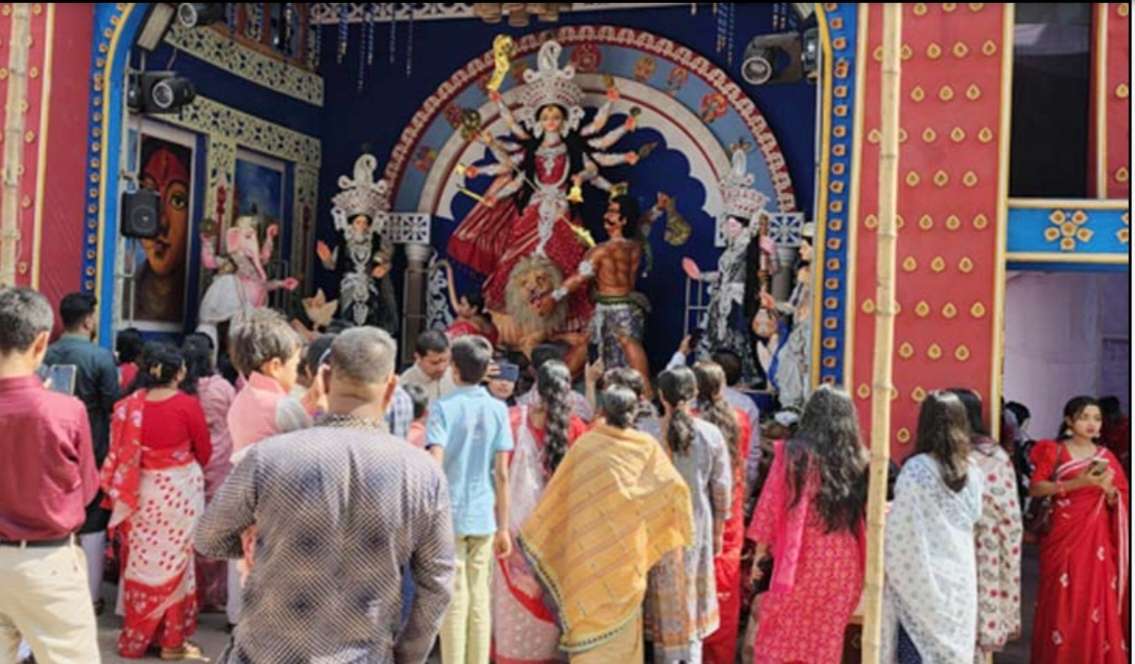 রংপুরে মন্দিরে মন্দিরে চলছে প্রতীমা বিসর্জনের প্রস্তুতি