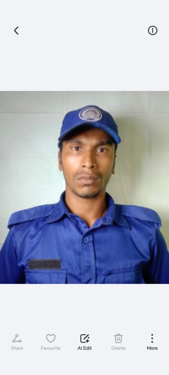 নবাবগঞ্জে মাদক সেবনের দায়ে গ্রাম পুলিশকে এক বছরের কারাদণ্ড দিয়েছে ভ্রাম্যমাণ আদালত