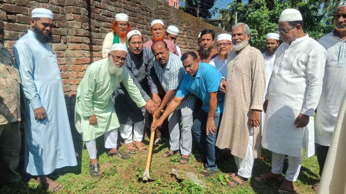 দিনাজপুরে বাইতুল আমান জামে মসজিদ এর ভিত্তি প্রস্তর স্থাপন