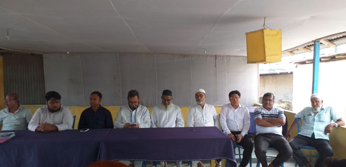 ইংল্যান্ড বনাম পাঁচবিবি সোনালী অতীত ফুটবল ক্লাবের প্রীতি ম্যাচ ৯ জানুয়ারি