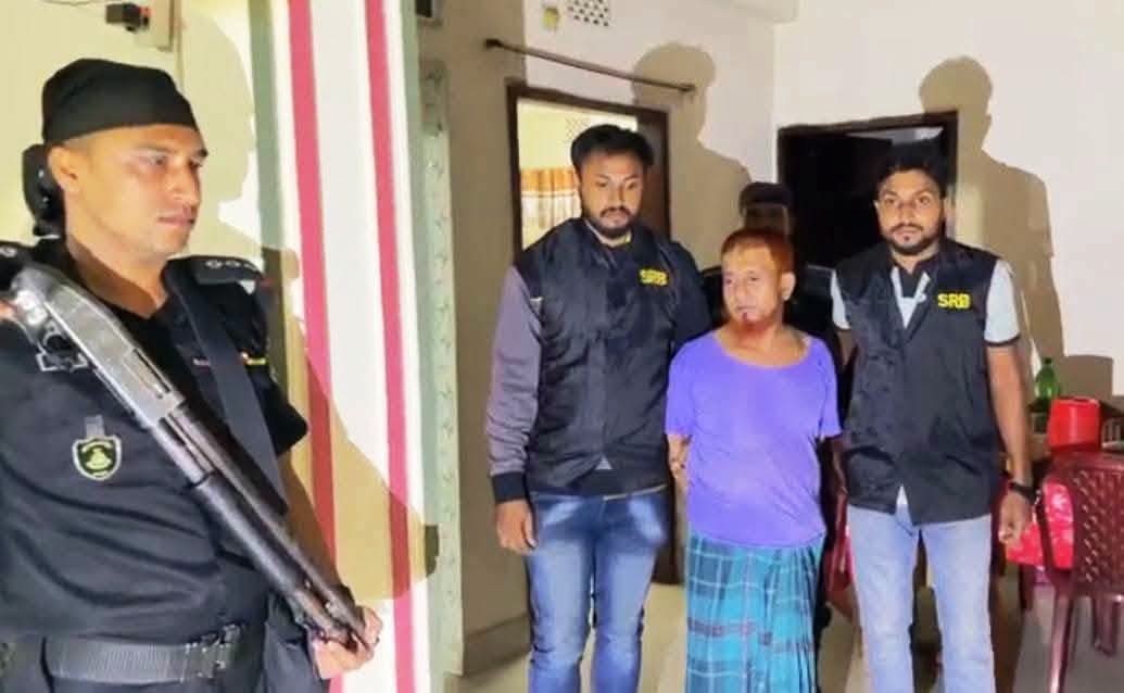 কুড়িগ্রাম কৃষি বিশ্ববিদ্যালয়ের নিয়োগ জালিয়াতি প্রধান আসামি মাদ্রাসার সাবেক সুপার গ্রেফতার